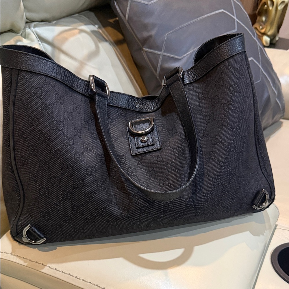 Gucci Abbey Black Tote Bag